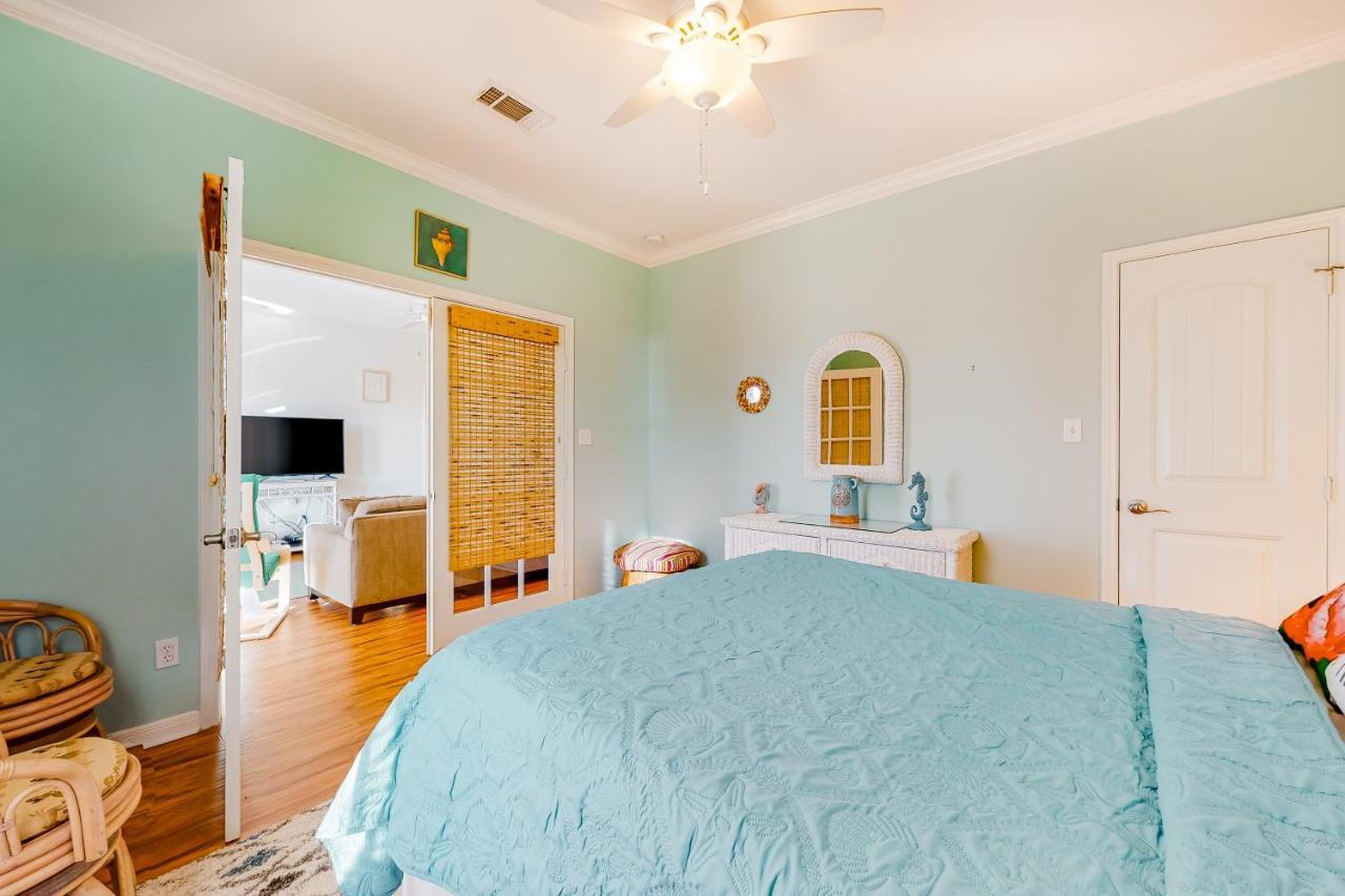 4 Palms Villa Bolivar Peninsula Bagian luar foto